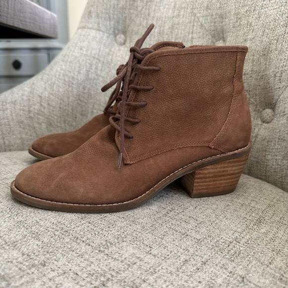 Lucky Brand Idril Brown Leather Lace Up & Side Zip Booties Size 7 - Picture 2 of 8